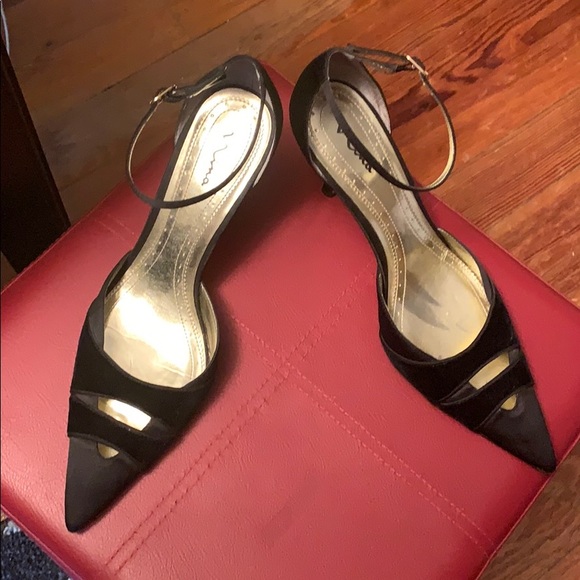 Formal black high heels - Picture 2 of 8